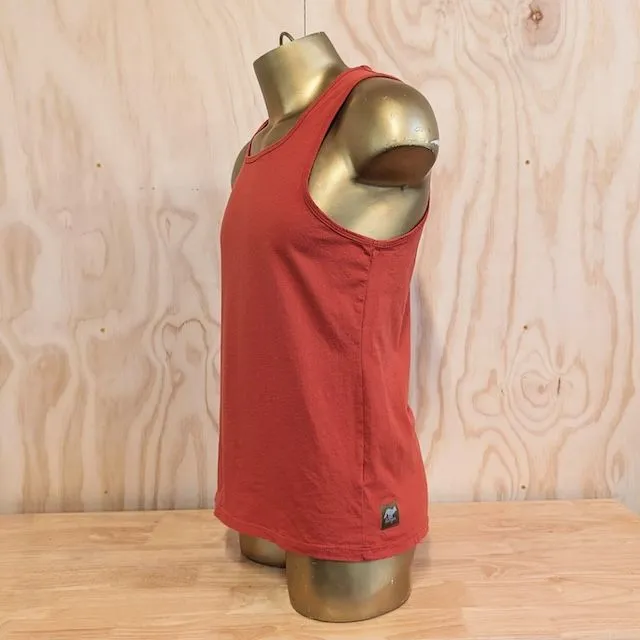 Men's 100% cotton athletic tank top singlet in Rust (Brick Red) Made in USA by Runyon, for running, hiking, gym workouts and training