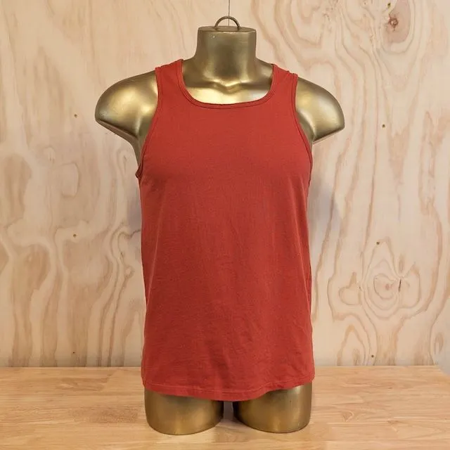 Men's 100% cotton athletic tank top singlet in Rust (Brick Red) Made in USA by Runyon, for running, hiking, gym workouts and training