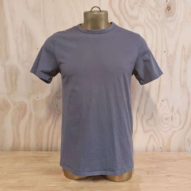 Men's 100% cotton athletic short sleeve shirt in Steel Grey, Made in USA by Runyon, for running, hiking, gym workouts and training