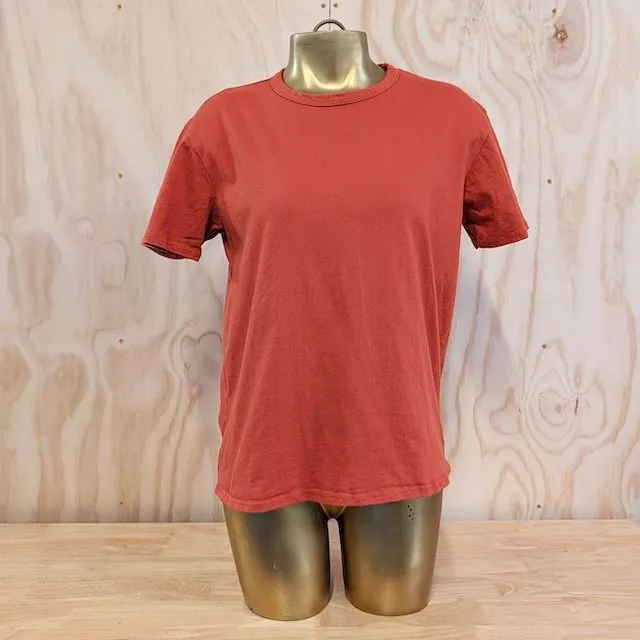 Women's (Unisex) 100% cotton athletic short sleeve shirt in Rust (Brick Red), Made in USA by Runyon, for running, hiking, gym workouts and training