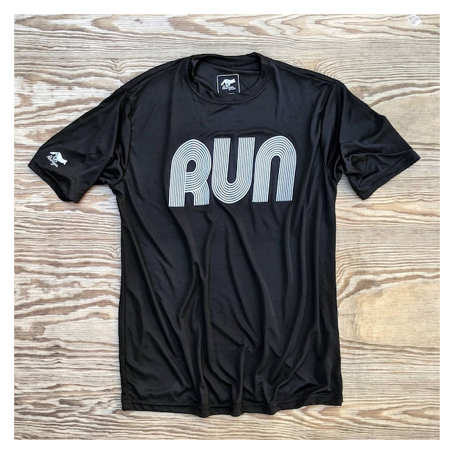American Made In USA Men's Running Clothing RUN Black Fitness Shirt Performance Sportswear Runyon Canyon Apparel